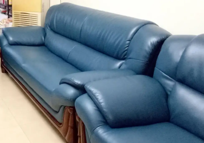 沙发翻新、修橱柜、沙发维修翻新上油改色床、衣柜、橱柜等 沙发翻新、修橱柜、沙发维修翻新上油改色床、衣柜、橱柜等